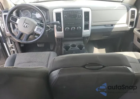 2010 Dodge Ram 1500 z USA, uszkodzony, nr VIN 1D7RV1CT9AS212072